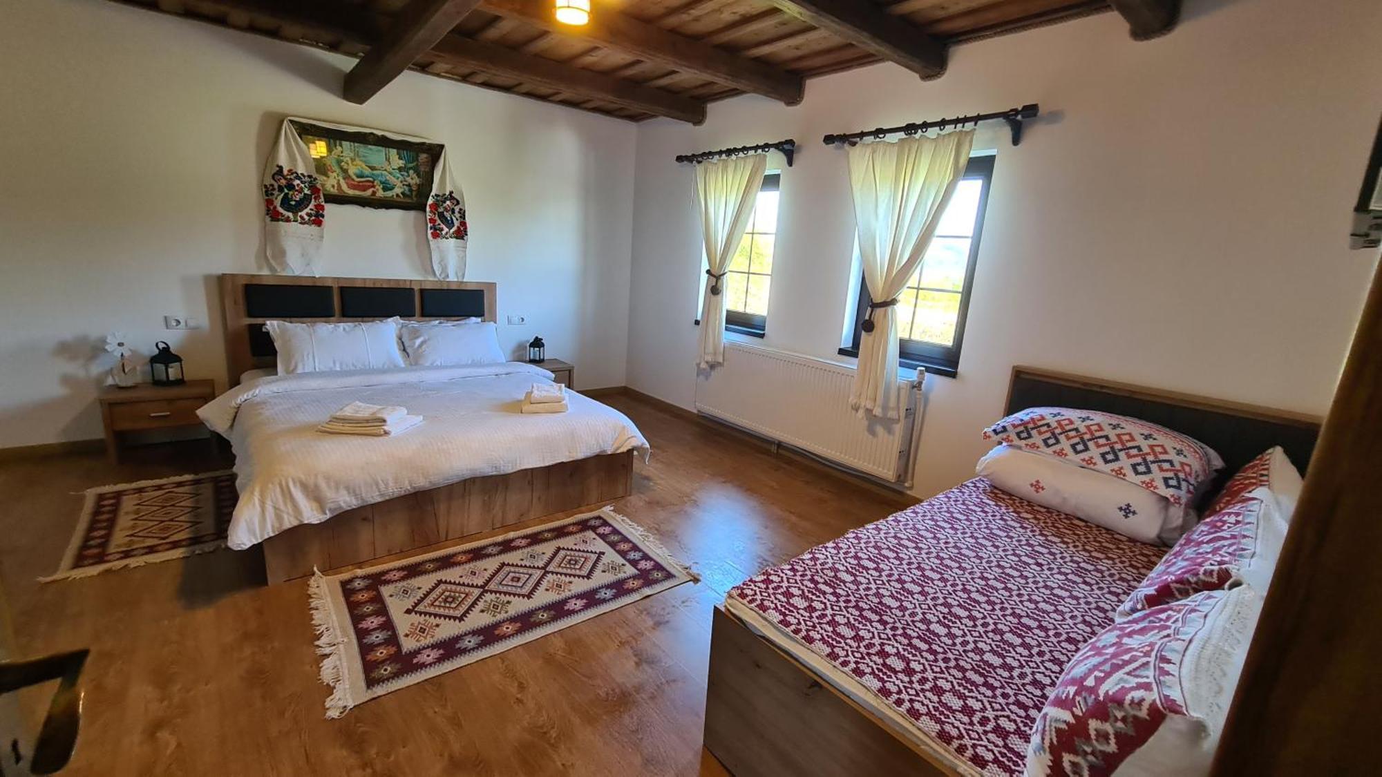 Casa Bunicilor Din Oncesti Villa Exterior foto
